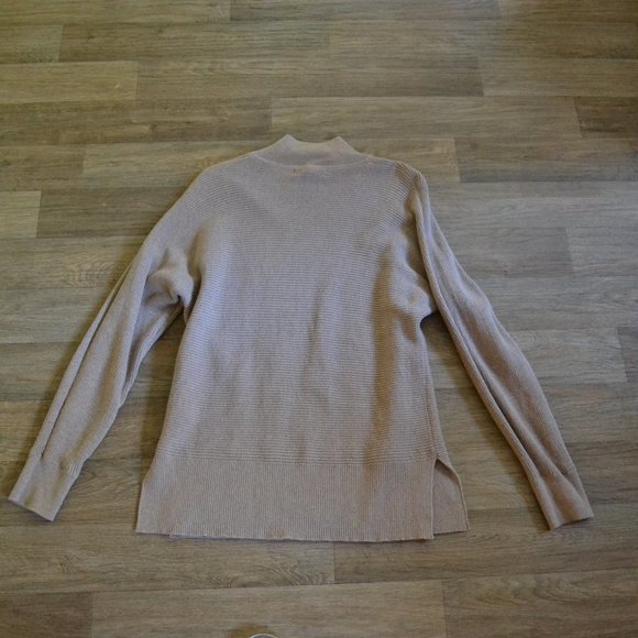 NWOT Banana Republic Turtleneck Sweater Beige Brown Tan Neutral Cozy Size Small - Picture 5 of 5